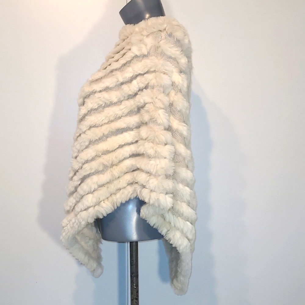 Black Rivet Rabbit Fur and Wool Poucho/Shawl - Picture 3 of 7